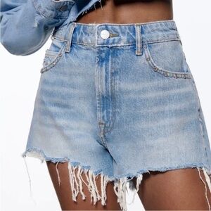 Zara Denim Shorts Gemstone Rhinestone Bejeweled
Studs Distressed